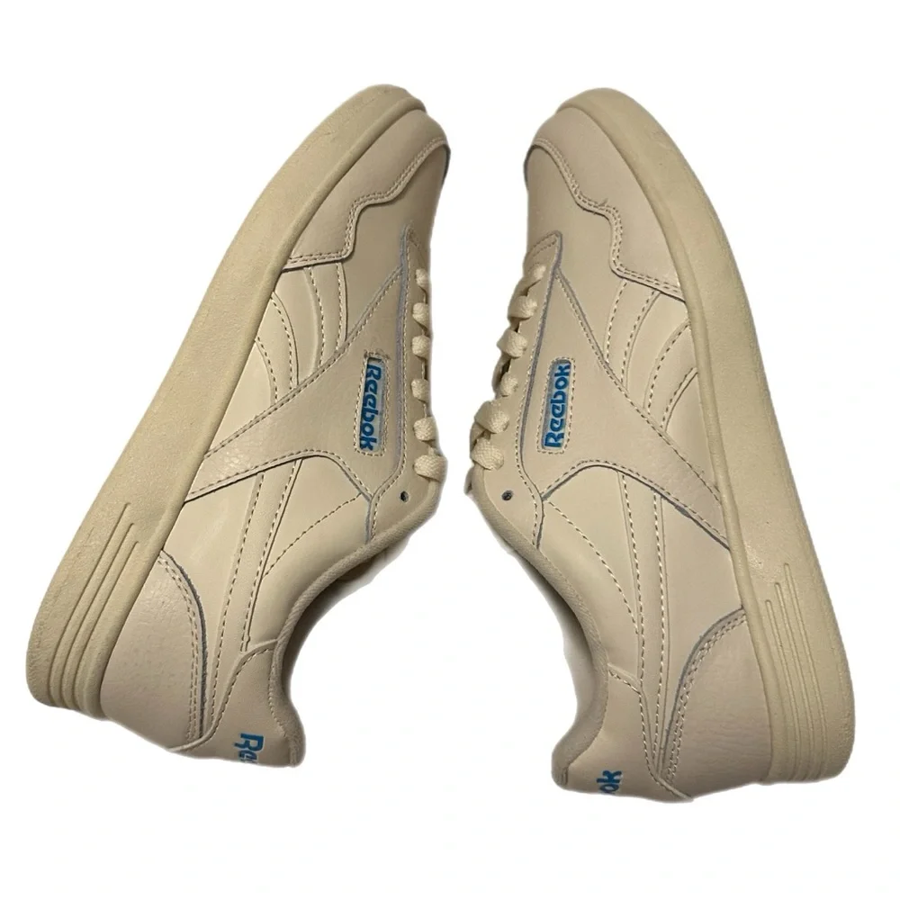Reebok‎ sneakers
